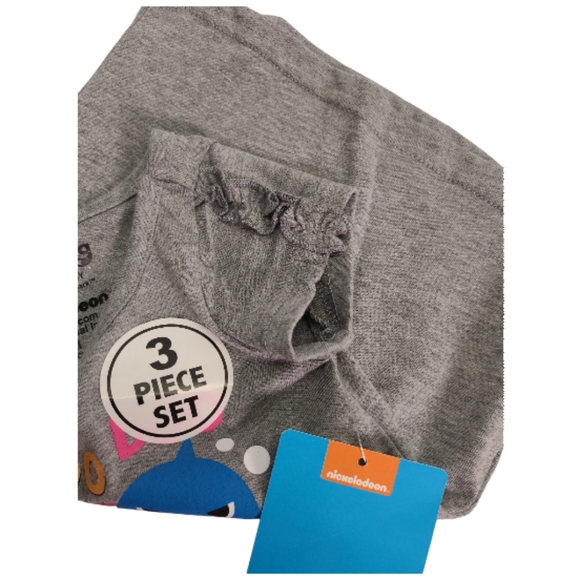 Pink Fong Baby Shark Girl 3Pc Two Shirts and Shorts Set Outfit Size 12Months - Picture 8 of 12